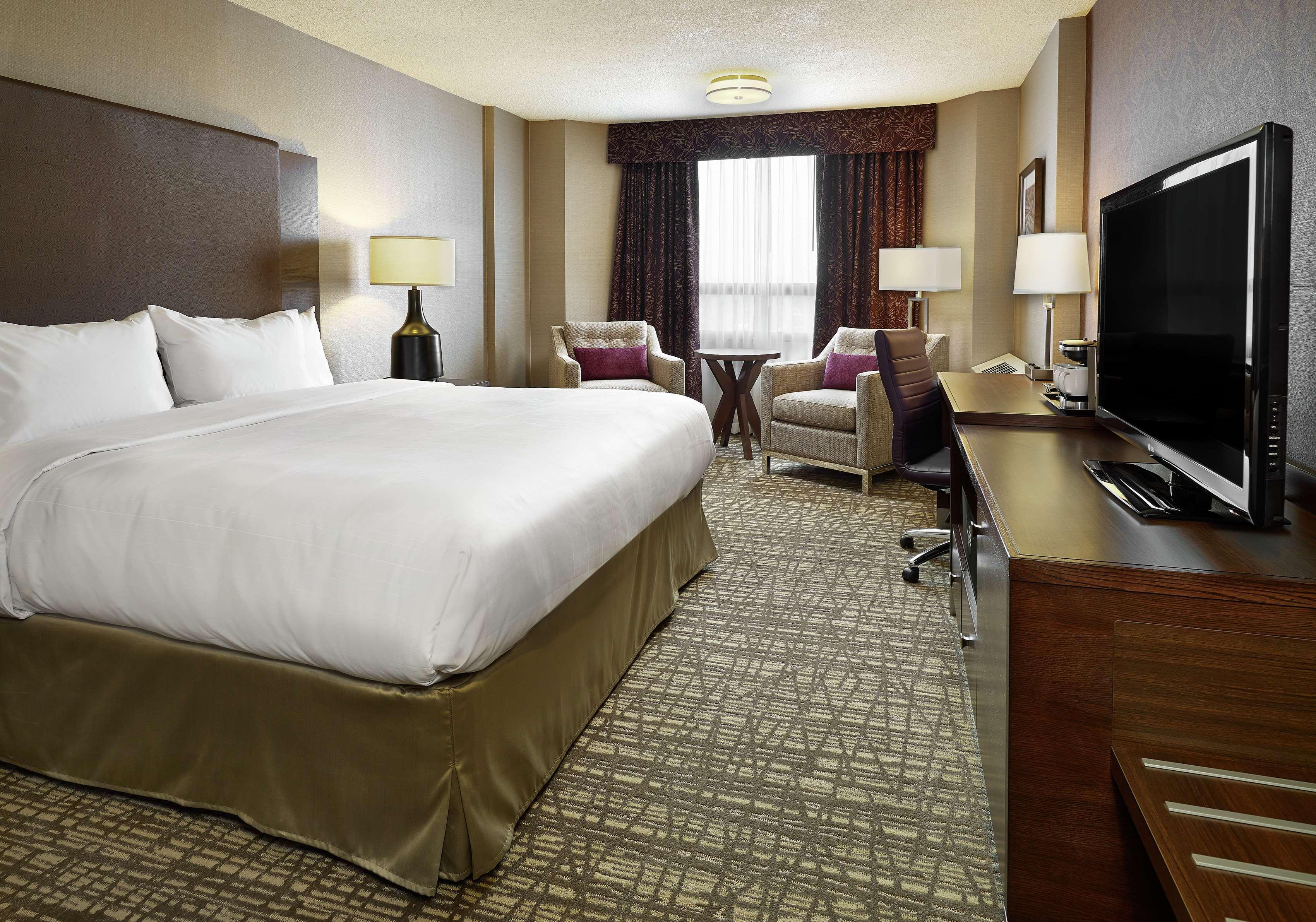 Doubletree By Hilton West Edmonton Hotell Exteriör bild