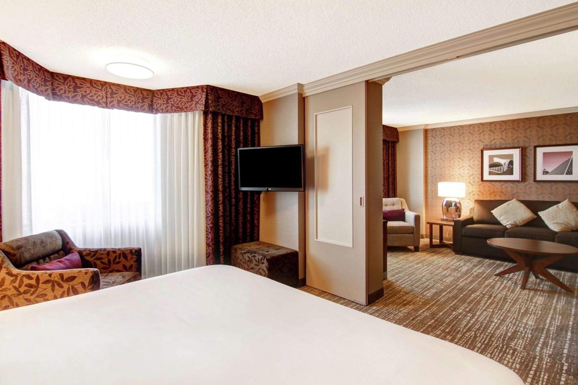 Doubletree By Hilton West Edmonton Hotell Exteriör bild