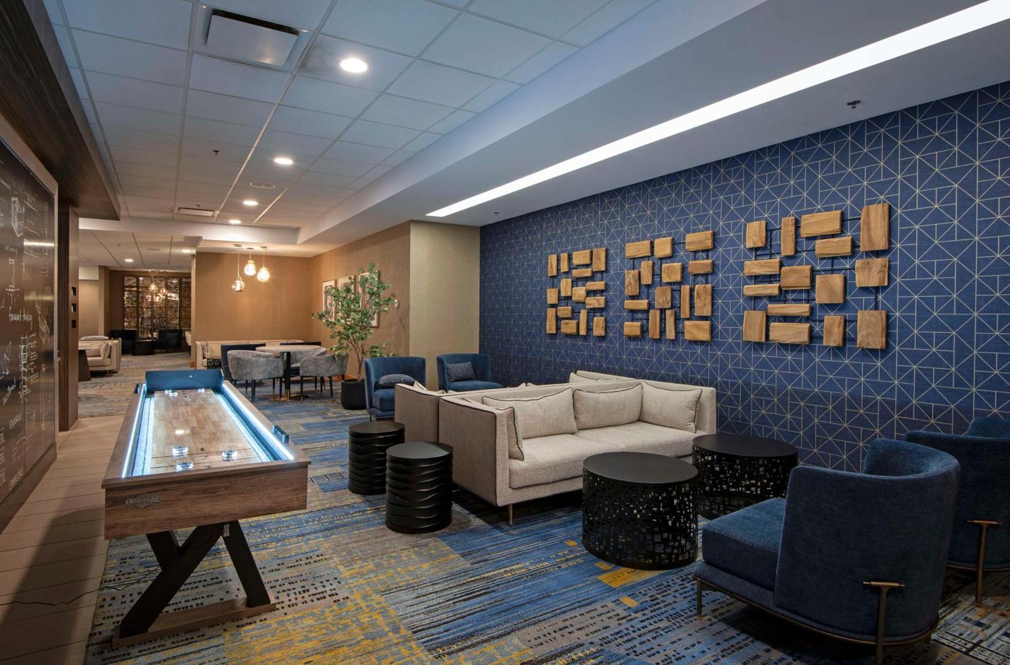 Doubletree By Hilton West Edmonton Hotell Exteriör bild