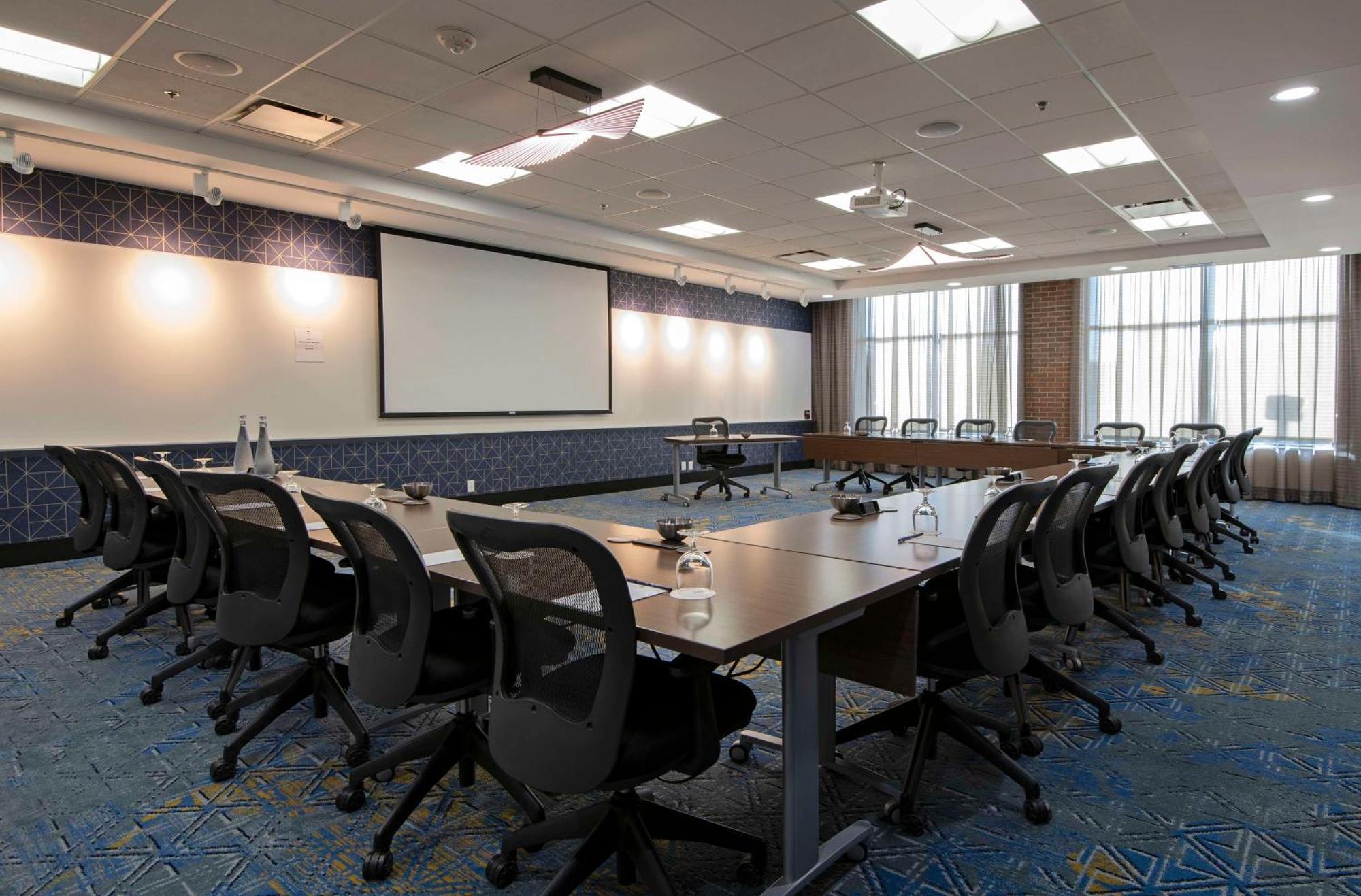 Doubletree By Hilton West Edmonton Hotell Exteriör bild